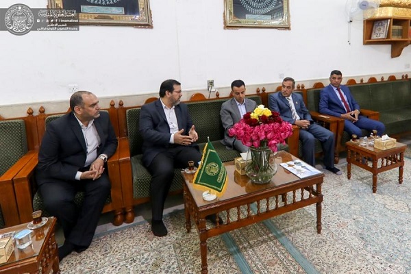 نایب سفیر مصر با حضور در مرقد مطهر امام علی (ع)، میلاد این امام همام را مناسبتی مبارک برای تمام مسلمانان دانست