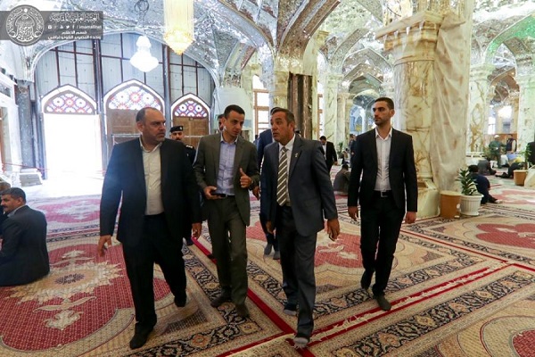 نایب سفیر مصر با حضور در مرقد مطهر امام علی (ع)، میلاد این امام همام را مناسبتی مبارک برای تمام مسلمانان دانست