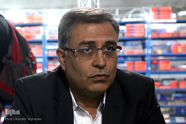 انتشارات دانش ارزین جهان: دانشجویان علوم قرآنی و اسلامی باید حمایت شوند