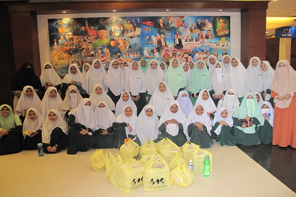 حواشی مسابقات بینالمللی قرآن مالزی از نگاه دوربین ایکنا حواشی مسابقات بینالمللی قرآن مالزی از نگاه دوربین ایکنا