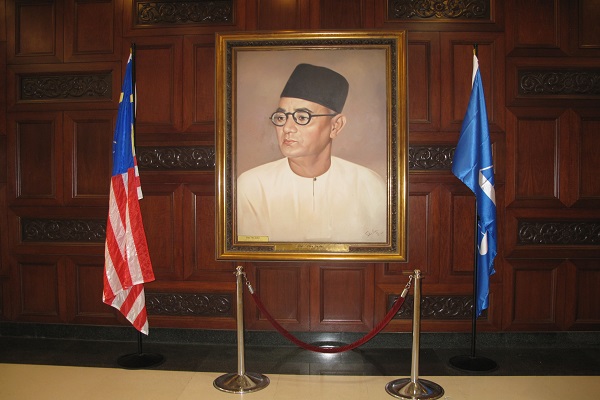 حواشی مسابقات بینالمللی قرآن مالزی از نگاه دوربین ایکنا حواشی مسابقات بینالمللی قرآن مالزی از نگاه دوربین ایکنا