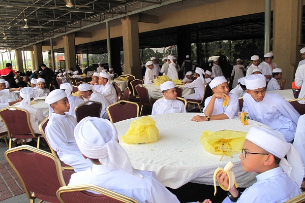 حواشی مسابقات بینالمللی قرآن مالزی از نگاه دوربین ایکنا حواشی مسابقات بینالمللی قرآن مالزی از نگاه دوربین ایکنا