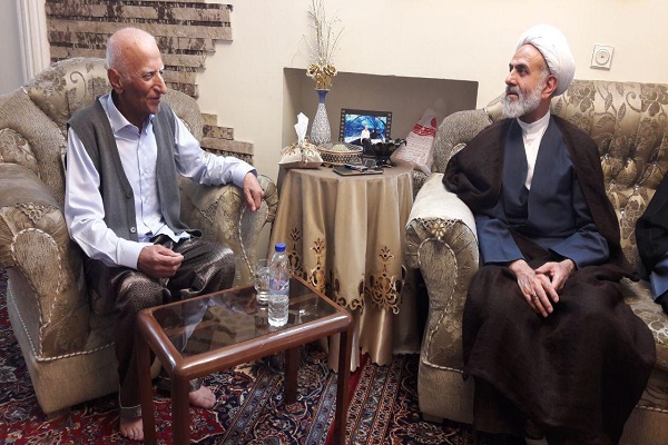 عیادت رئیس سازمان اوقاف از &laquo;عبدالرسول عبایی&raquo;