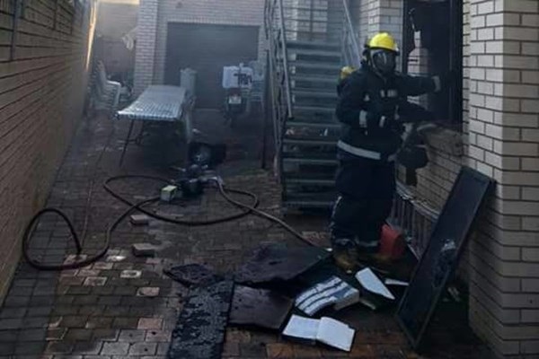 حمله به یک مسجد شیعیان در آفریقای جنوبی / امام جماعت مسجد کشته شد حمله به یک مسجد شیعیان در آفریقای جنوبی / امام جماعت مسجد کشته شد