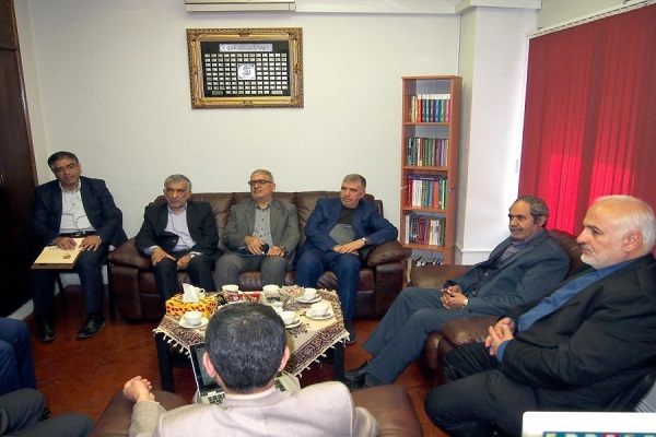 قرآن و حدیث؛ محور رایزنی دانشگاه تهران با بنیاد روس