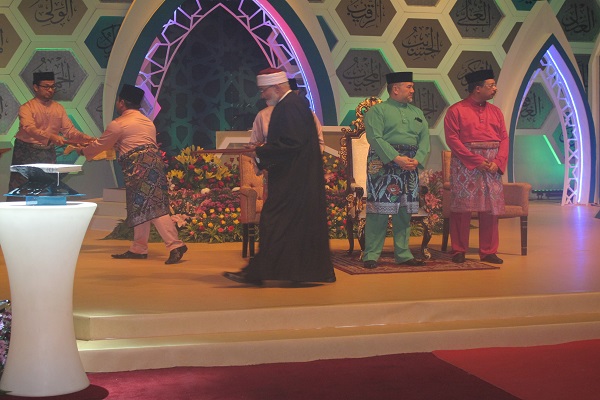 تصاویری از آیین اختتامیه قدیمی&zwnj;ترین رقابت قرآنی جهان اسلام