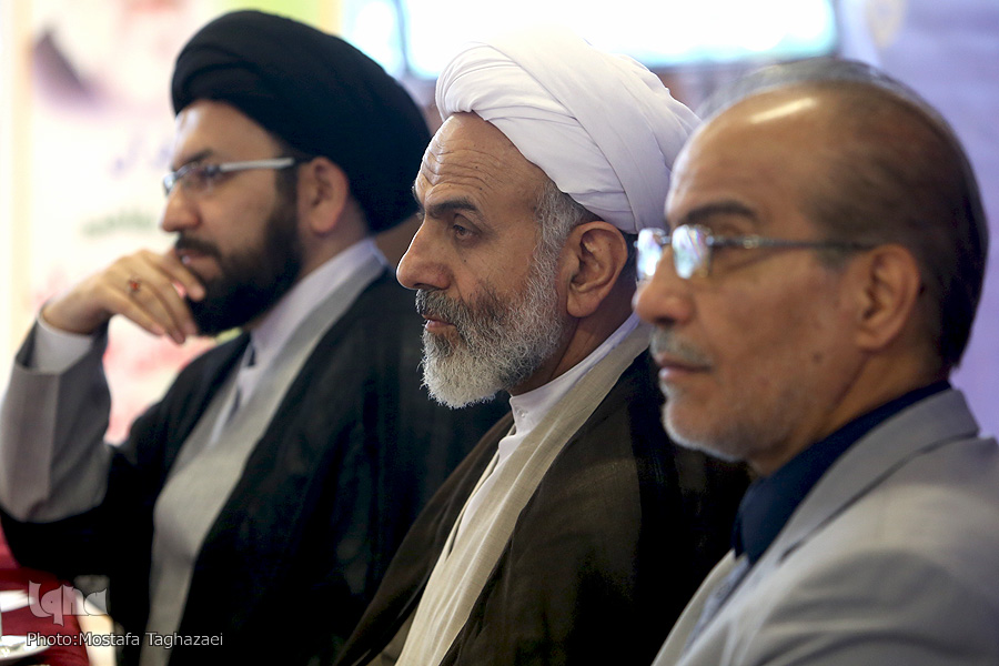 حضور تنها 72 نفر از 6 هزار مسئول دعوت شده به مسابقات بینالمللی قرآن حضور تنها 72 نفر از 6 هزار مسئول دعوت شده به مسابقات بینالمللی قرآن