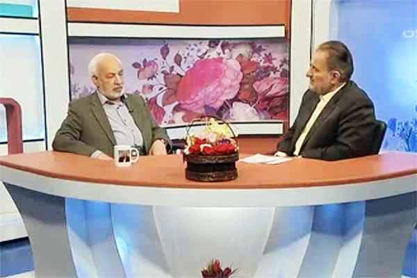 حضور صدرالحفاظ حرم رضوی در آخرین برنامه گلستان/ مشهد برکت جلسات قرآنش را مدیون مقام معظم رهبری میداند حضور صدرالحفاظ حرم رضوی در آخرین برنامه گلستان/ مشهد برکت جلسات قرآنش را مدیون مقام معظم رهبری میداند