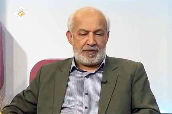 حضور صدرالحفاظ حرم رضوی در آخرین برنامه گلستان/ مشهد برکت جلسات قرآنش را مدیون مقام معظم رهبری میداند حضور صدرالحفاظ حرم رضوی در آخرین برنامه گلستان/ مشهد برکت جلسات قرآنش را مدیون مقام معظم رهبری میداند