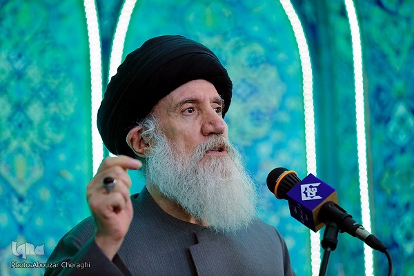 تقریر معنای &laquo;صمد&raquo; در فقراتی از صحیفه سجادیه/صفات خداوند متناسب با عزتش تأویل می&zwnj;شود