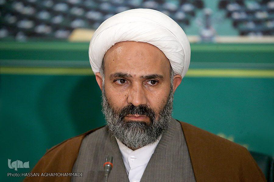 تجلیل رئیس فراکسیون قرآن مجلس از برای برگزاری شایسته ششمین دوره مسابقات قرآن دانشجویان