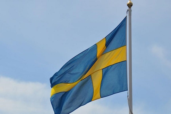 به آتش کشیده شدن نمازخانه&zwnj;ای در سوئد / در حال تکمیل