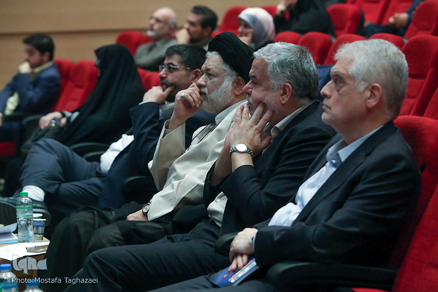 خشکسالی محصول ستم، آز و شرک است