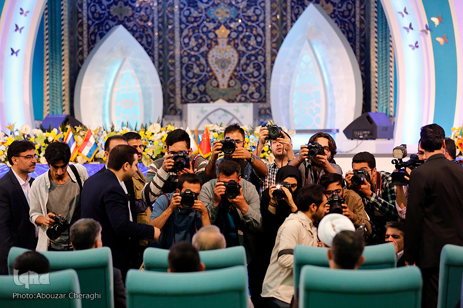 ملاحظات امنیتی؛ لازم اما کریمانه/ نمایش آیینی؛ ایدهای ناب با محتوای ضعیف ملاحظات امنیتی؛ لازم اما کریمانه/ نمایش آیینی؛ ایدهای ناب با محتوای ضعیف