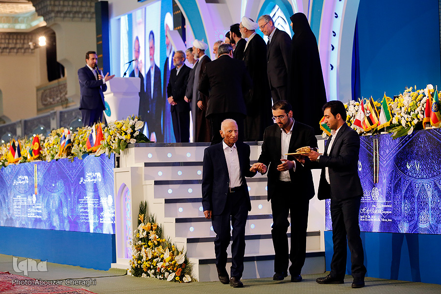 ملاحظات امنیتی؛ لازم اما کریمانه/ نمایش آیینی؛ ایدهای ناب با محتوای ضعیف ملاحظات امنیتی؛ لازم اما کریمانه/ نمایش آیینی؛ ایدهای ناب با محتوای ضعیف