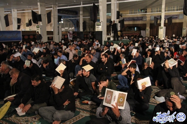 شب قدر، شبی نجات بخش و کمال آفرین است + شب&zwnj; زنده&zwnj;داران بوشهری از نگاه دوربین