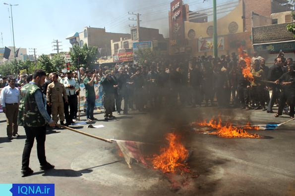 دود شدن پرچم اسرائیل با آتش خشم جوانان مقاومت