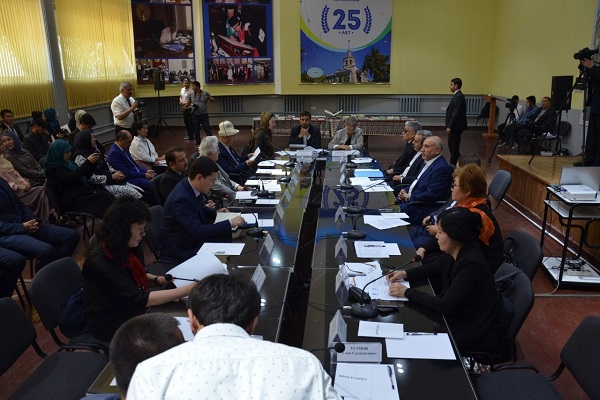 گردهمایی قرآنی اندیشمندان ایرانی و قرقیزی در بیشکک+عکس