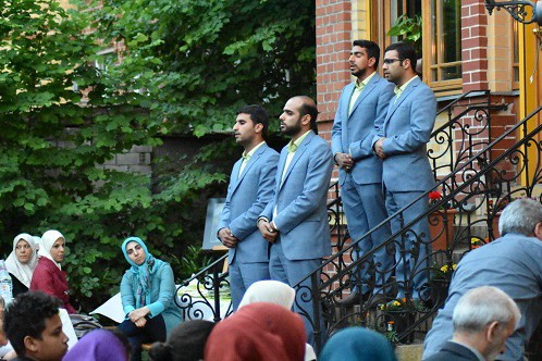 ضیافت افطار با طعم قرآن در برلین+عکس ضیافت افطار با طعم قرآن در برلین+عکس