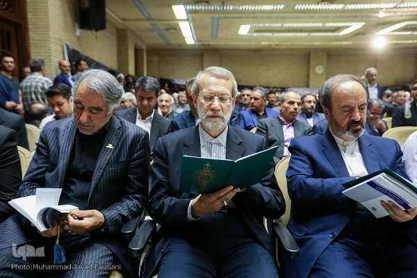 مجلس ترحیم دکتر احمد احمدی برگزار شد