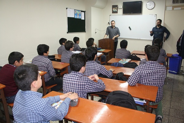 کلاس آموزش «هوش برتر» برگزار میشود کلاس آموزش «هوش برتر» برگزار میشود