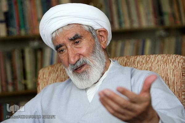 آیین بزرگداشت استاد احمد احمدی برگزار می&zwnj;شود