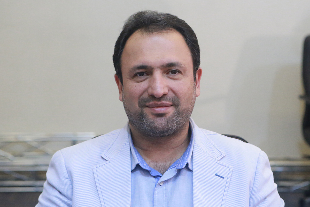 گزینش همهجانبه و آموزش مداوم در کنار مسابقات قرآن را جدی بگیرید گزینش همهجانبه و آموزش مداوم در کنار مسابقات قرآن را جدی بگیرید