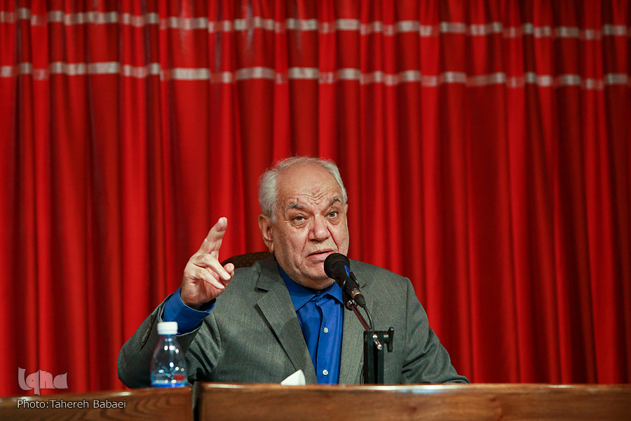 &laquo;حجت&zwnj;الاسلام احمدی&raquo;؛ مصداق بارز &laquo;العلماء ورثة الانبیاء&raquo; و جامعیت علمی