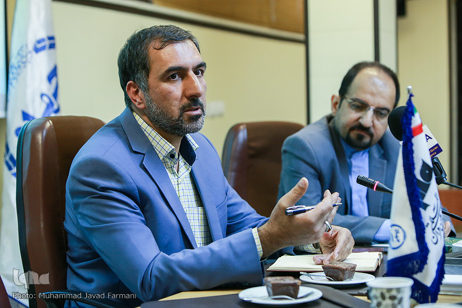 رونمایی از ترجمه آثار امام(ره) و شهید مطهری در ایکنا/ تأکید بر راه&zwnj;اندازی بانک مترجمان