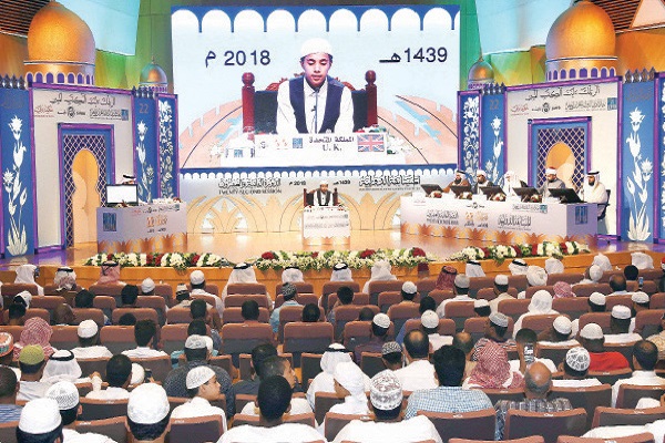 رقابت هشت کشور در ششمین روز از مسابقات قرانی جایزه دبی رقابت هشت کشور در ششمین روز از مسابقات قرانی جایزه دبی