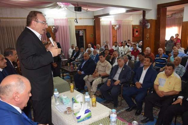 تکریم معلمان نمونه و حافظ قرآن مصر+عکس تکریم معلمان نمونه و حافظ قرآن مصر+عکس