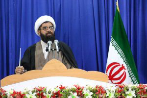 مسئولان به دنبال حق مردم باشند