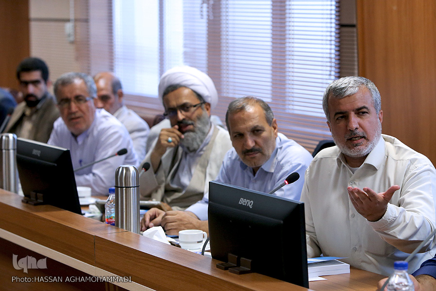 ادغام اتحادیههای کشوری کمکرسانی به مؤسسات قرآنی را عادلانه میکند/ جلوی تمرکز قدرت را بگیرید/ تلاش برای انتخابات سالم ادغام اتحادیههای کشوری کمکرسانی به مؤسسات قرآنی را عادلانه میکند/ جلوی تمرکز قدرت را بگیرید/ تلاش برای انتخابات سالم