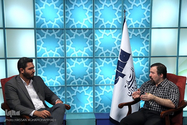 میری //// بخش اول ////رد نشود ///فلسفه در جهان ایرانی در خدمت شریعت است نه طلایه&zwnj;دار اندیشه/صورت&zwnj;بندی دینی فلسفه به جای عقلانی شدن دین