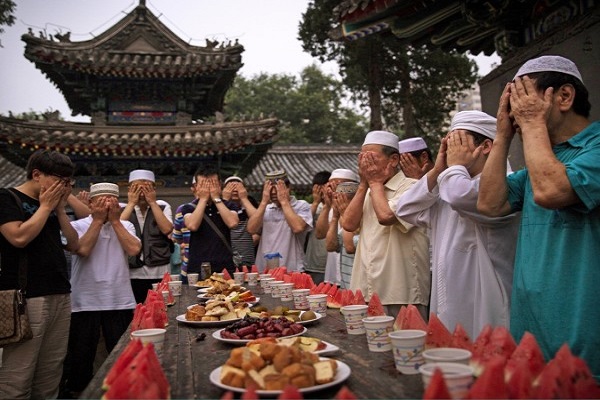 اقلیت مسلمان «هویی» در چین در معرض محو هویت اسلامی اقلیت مسلمان «هویی» در چین در معرض محو هویت اسلامی