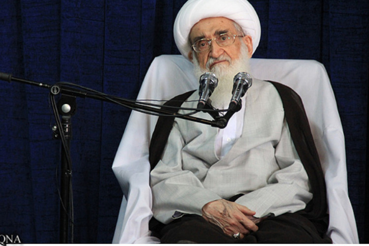 تواضع و مردمی بودن از صفات آیت&zwnj;الله مرتضی تهرانی بود&nbsp;