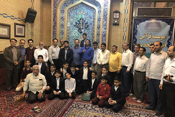 جلسه قرآن «محمدرضا پورزرگری»، میزبان میهمانان ویژه + تصاویر