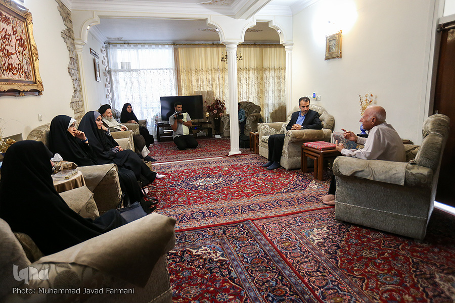 سبک زندگی قرآنی را در زیست استاد &laquo;عبایی&raquo; ببینیم/ گلایه&zwnj;ها از توجه به مقامات