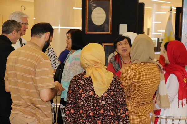 نمایشگاه خوشنویسی سوره مریم در فیلیپین+عکس نمایشگاه خوشنویسی سوره مریم در فیلیپین+عکس