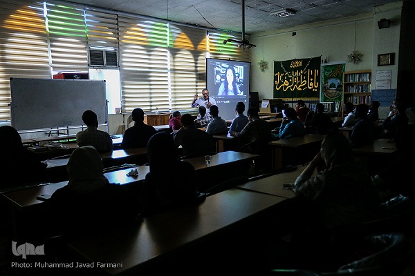 فصل جدید فعالیتهای هیئت انگلیسی «امت» در تهران فصل جدید فعالیتهای هیئت انگلیسی «امت» در تهران