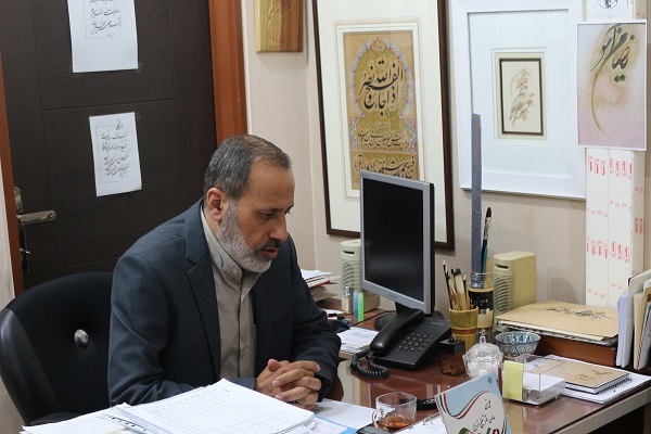 نمایش تابلوهای منتخب نمایشگاه قرآن در سراسر کشور نمایش تابلوهای منتخب نمایشگاه قرآن در سراسر کشور