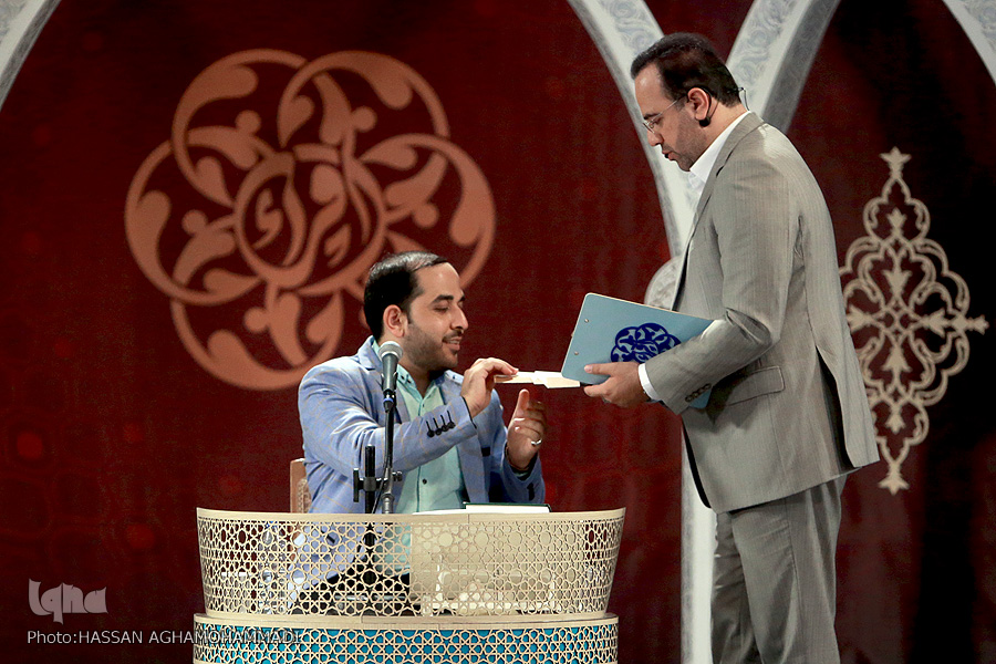 مسابقات قرآن دوشنبه//«V A R» در مسابقات سراسری قرآن