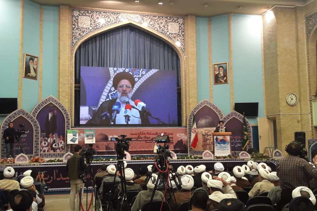 مساجد پایگاه جامعه سازی قرآنی/ مساجد عملا یاس را از دل مردم بزدایند