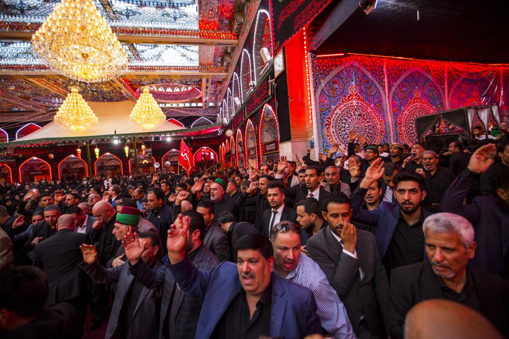 عزاداری شب تاسوعای حسینی در کربلا و نجف + عکس