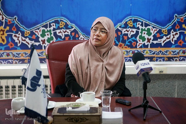 خاطره نخستین سفر مشهد تازه&zwnj;مسلمان فیلیپینی/ حقانیت اسلام را در تشیع یافتم