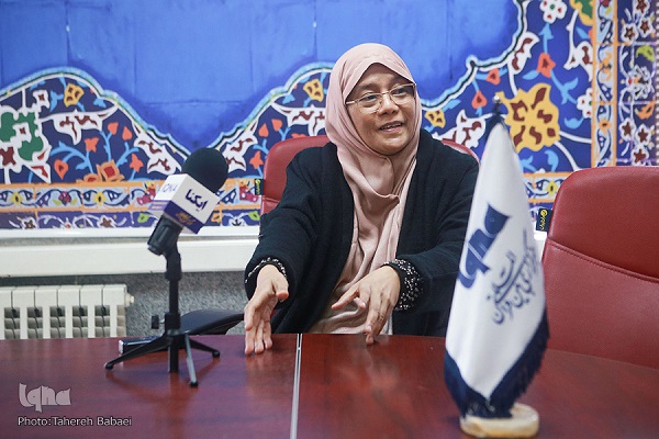 خاطره نخستین سفر مشهد تازه&zwnj;مسلمان فیلیپینی/ حقانیت اسلام را در تشیع یافتم