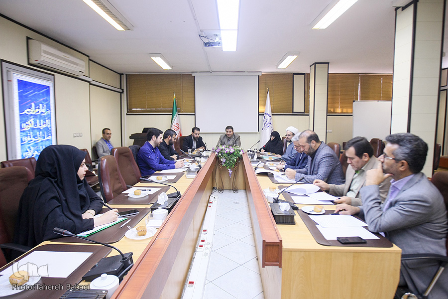 نشست مشورتی شورای هماهنگی فعالیت&zwnj;های قرآن و عترت دانشگاه&zwnj;ها