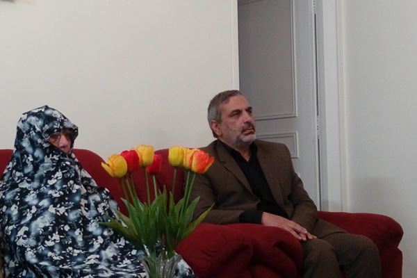 پنجشنبه// پنجشنبه//