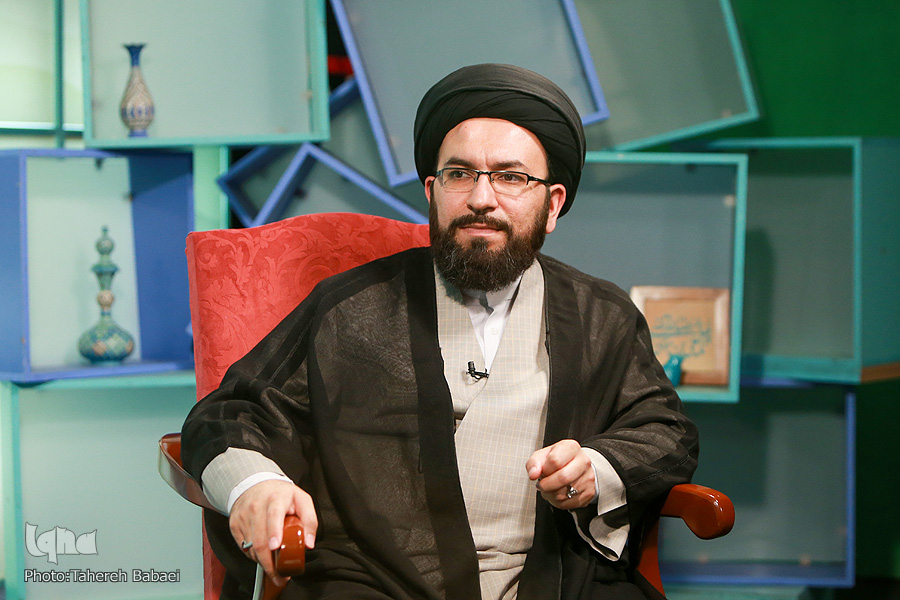 سه شنبه///پاسخ به ابهامات بنیادی جدید&zwnj;التأسیس در امور قرآنی/ موقوفه&zwnj;ای غیر دولتی اما وابسته