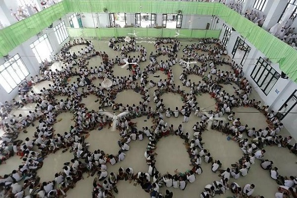 سرزمین حلقههای قرآنی آفریقا و چالش عدم همافزایی / تجلیل از قرآنیان در ورزشگاه 60 هزار نفری سرزمین حلقههای قرآنی آفریقا و چالش عدم همافزایی / تجلیل از قرآنیان در ورزشگاه 60 هزار نفری